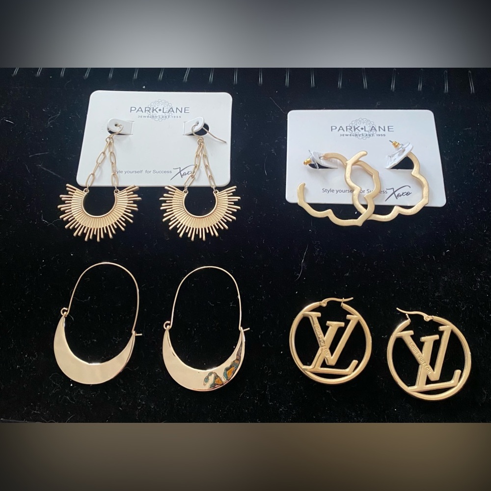Fashion earrings